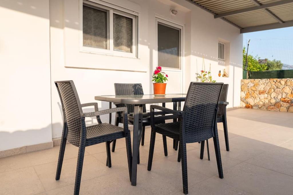 Appartamento Zografia - Charming House Near The Coast Marmari  Esterno foto